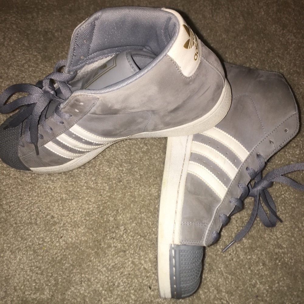 Older brand new adidas shell toe high tops